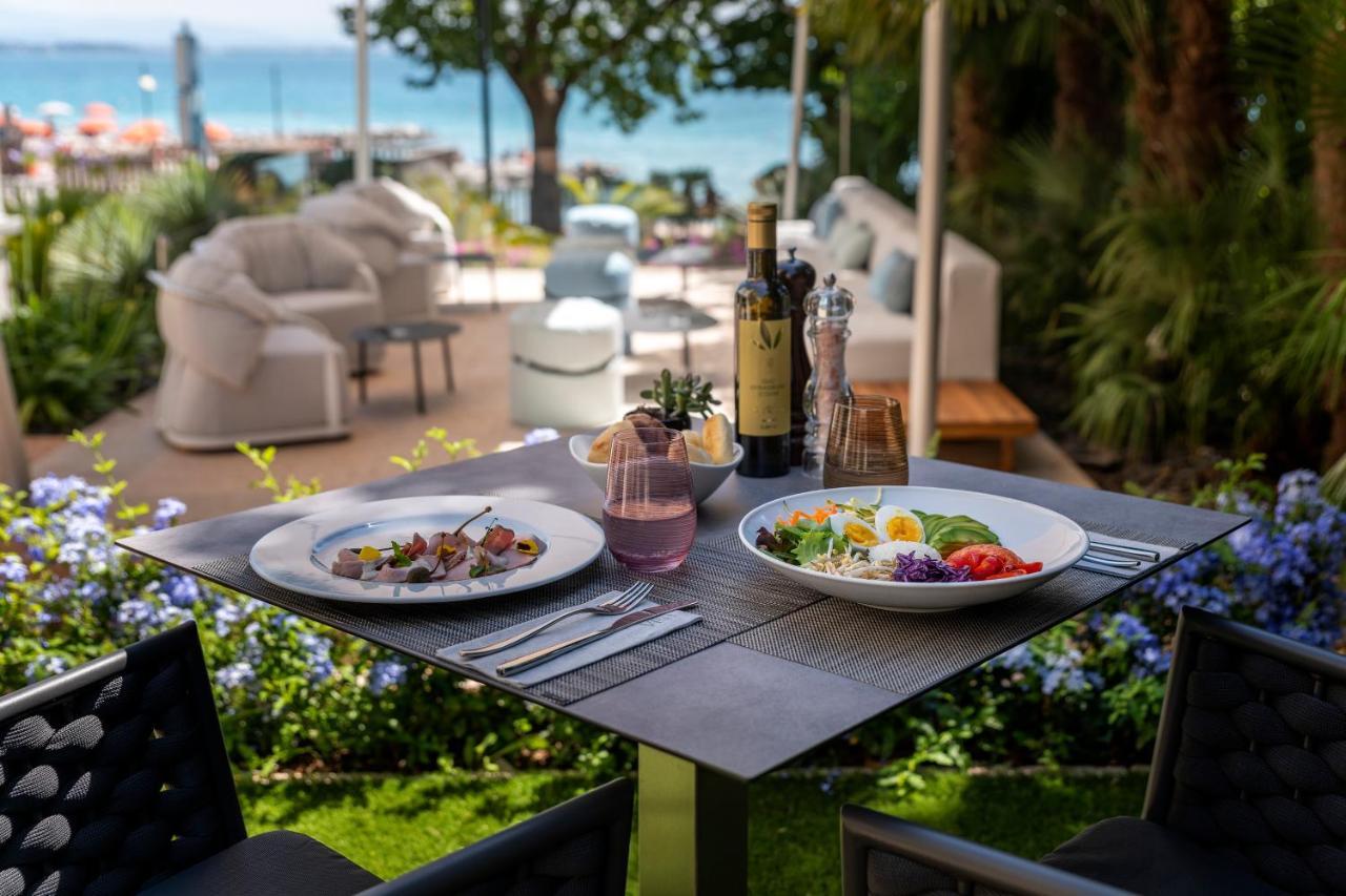 Villa Rosa Hotel Desenzano Ντεζεντσάνο ντελ Γκάρντα Εξωτερικό φωτογραφία